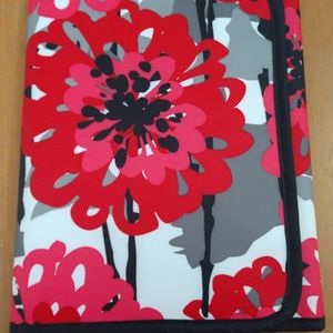 Brand new thirty-one iPad/tablet case organizer